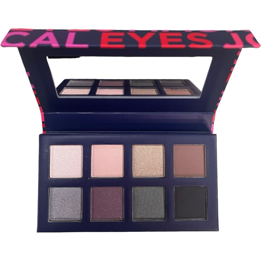 Avon True Magical Eyes Palette